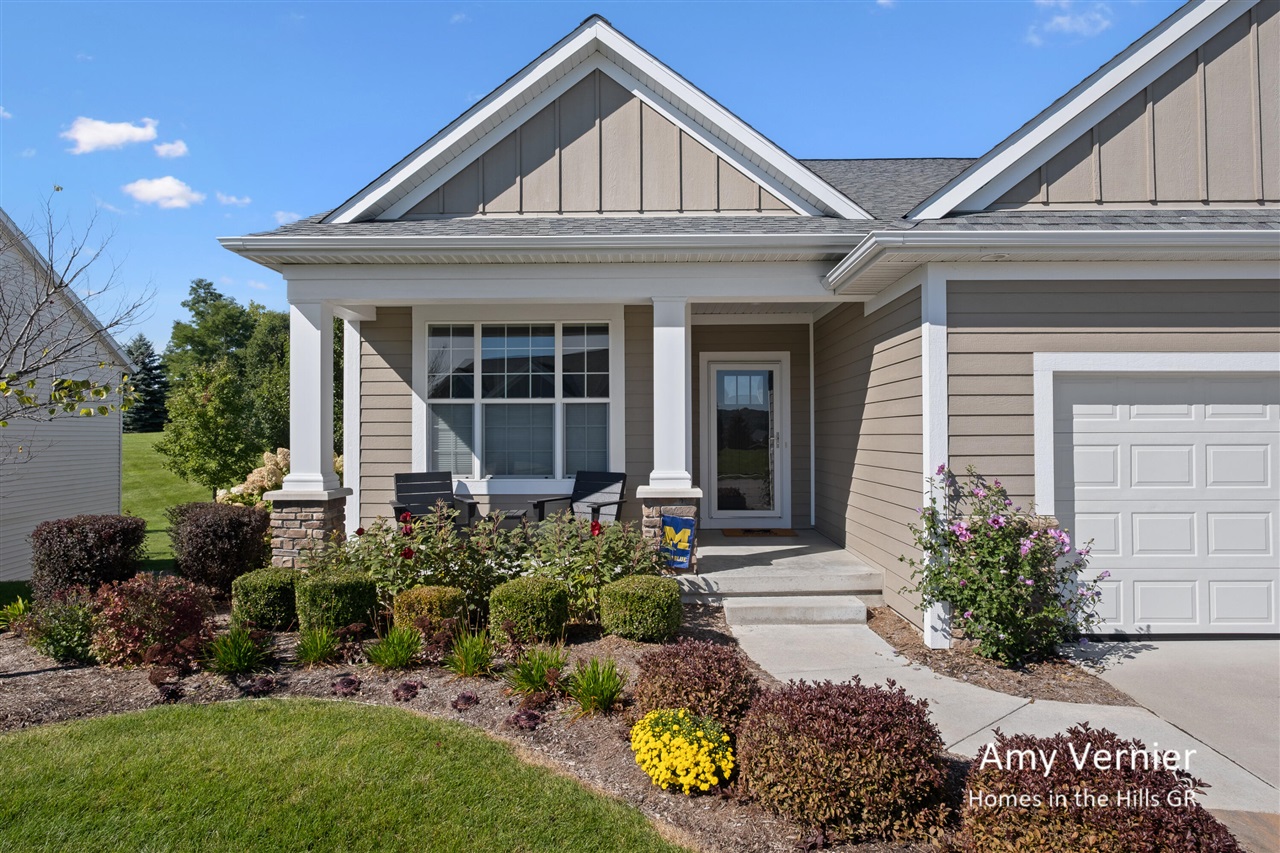 Photo 3 of Condo for sale at 5591 Nightfall Ct, Belmont, MI 49306 | MLS# 70561880 | Listing updated on 2026-10-02