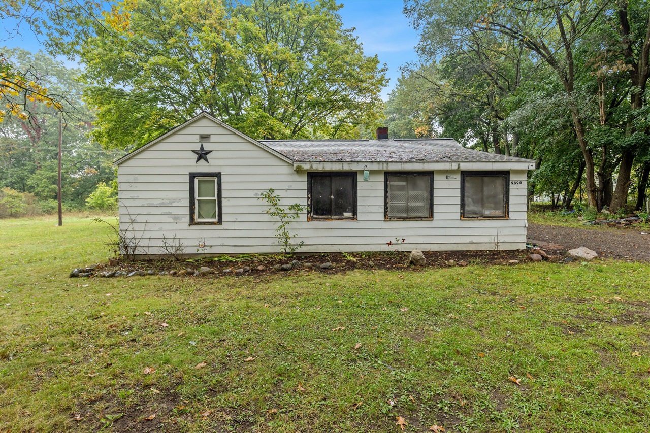 Photo 1 of Single family home for sale at 9890 Fish Rd, Belding, MI 48809 | MLS# 70561888 | Listing updated on 2026-10-05