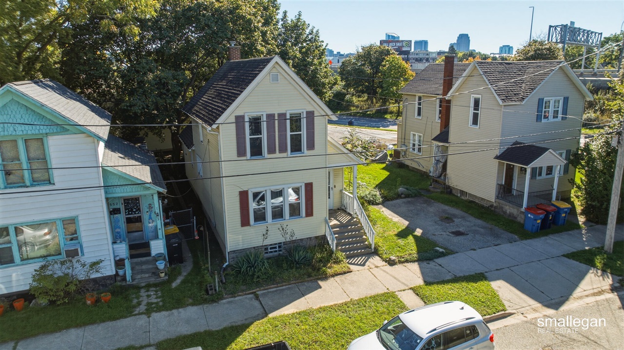 Photo 2 of Sale Pending at 550 Milwaukee Ave, Grand Rapids, MI 49504 | MLS# 70561901 | Listing updated on 2026-10-05