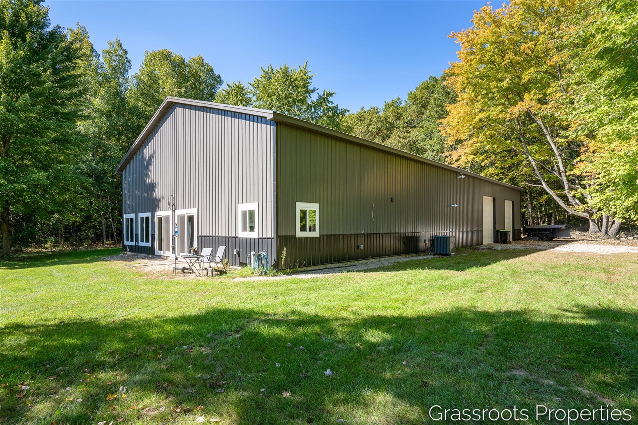 Photo 3 of Single family home for sale at 13855 Lincoln Lake Ave, Gowen, MI 49326 | MLS# 70561941 | Listing updated on 2026-10-05