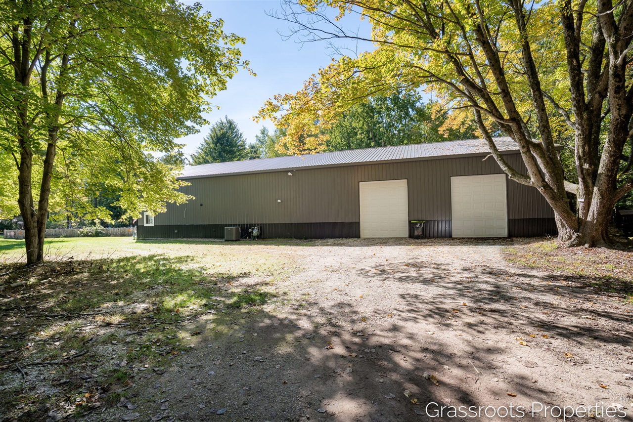 Photo 3 of Single family home for sale at 13855 Lincoln Lake Ave, Gowen, MI 49326 | MLS# 70561941 | Listing updated on 2026-10-05