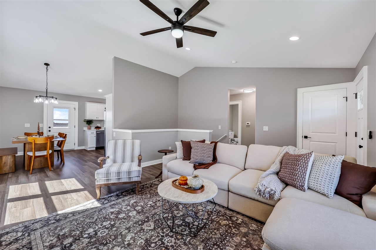 Photo 2 of Single family home for sale at 303 Aspen Hl Dr, Shelby, MI 49455 | MLS# 70561949 | Listing updated on 2026-10-01
