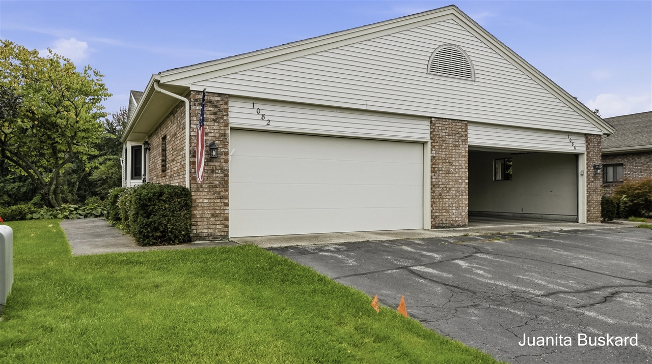 Photo 1 of Sale Pending at 1082 Amberwood W Dr #130, Byron Center, MI 49315 | MLS# 70561967 | Listing updated on 2026-10-05