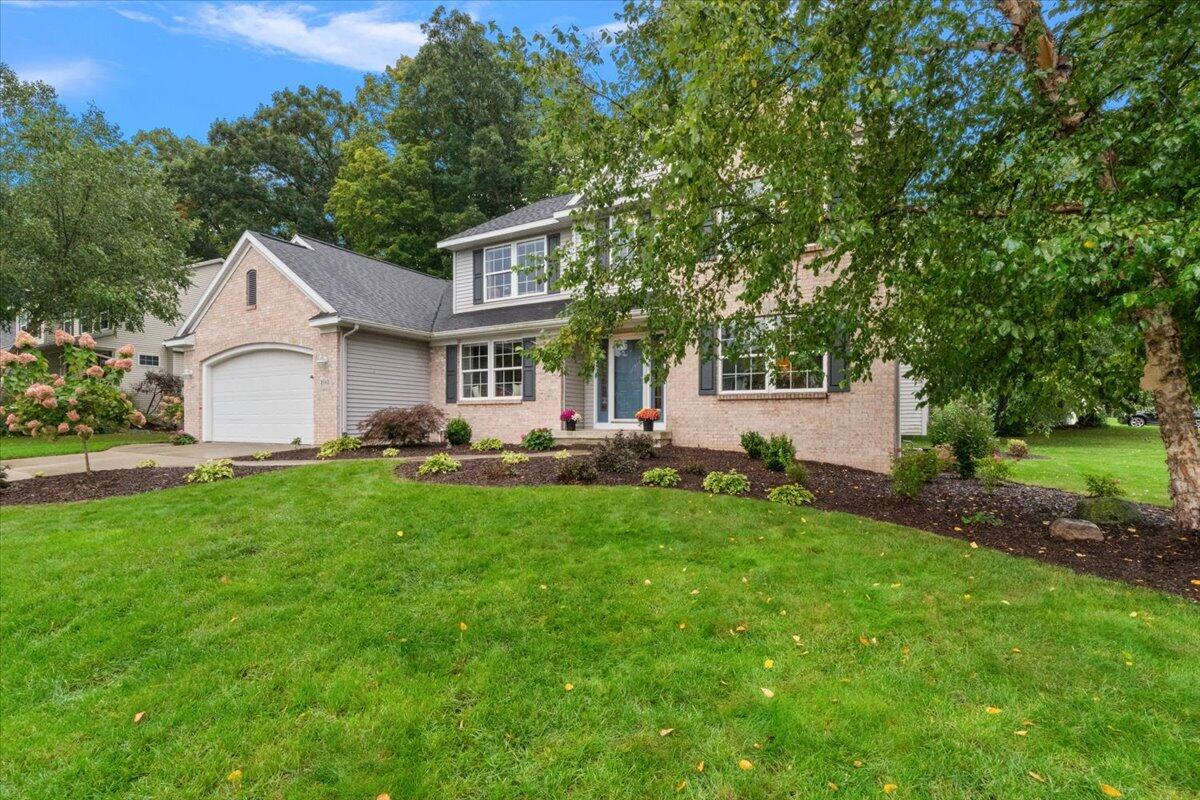 Photo 3 of Single family home for sale at 8140 Siesta Dr, Rockford, MI 49341 | MLS# 70562024 | Listing updated on 2026-10-04