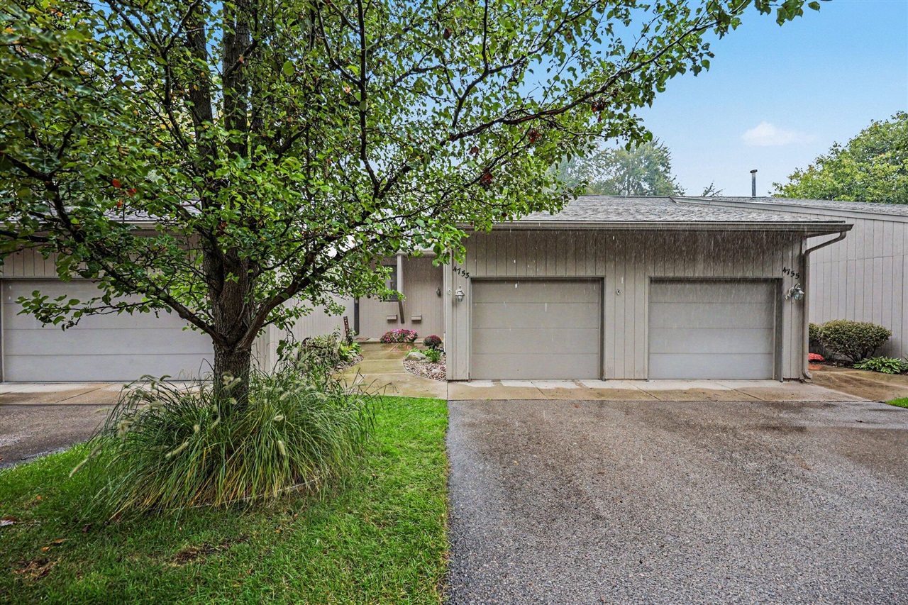 Photo 1 of Condo for sale at 4753 Rockvalley Dr, Grand Rapids, MI 49525 | MLS# 70562058 | Listing updated on 2026-10-05