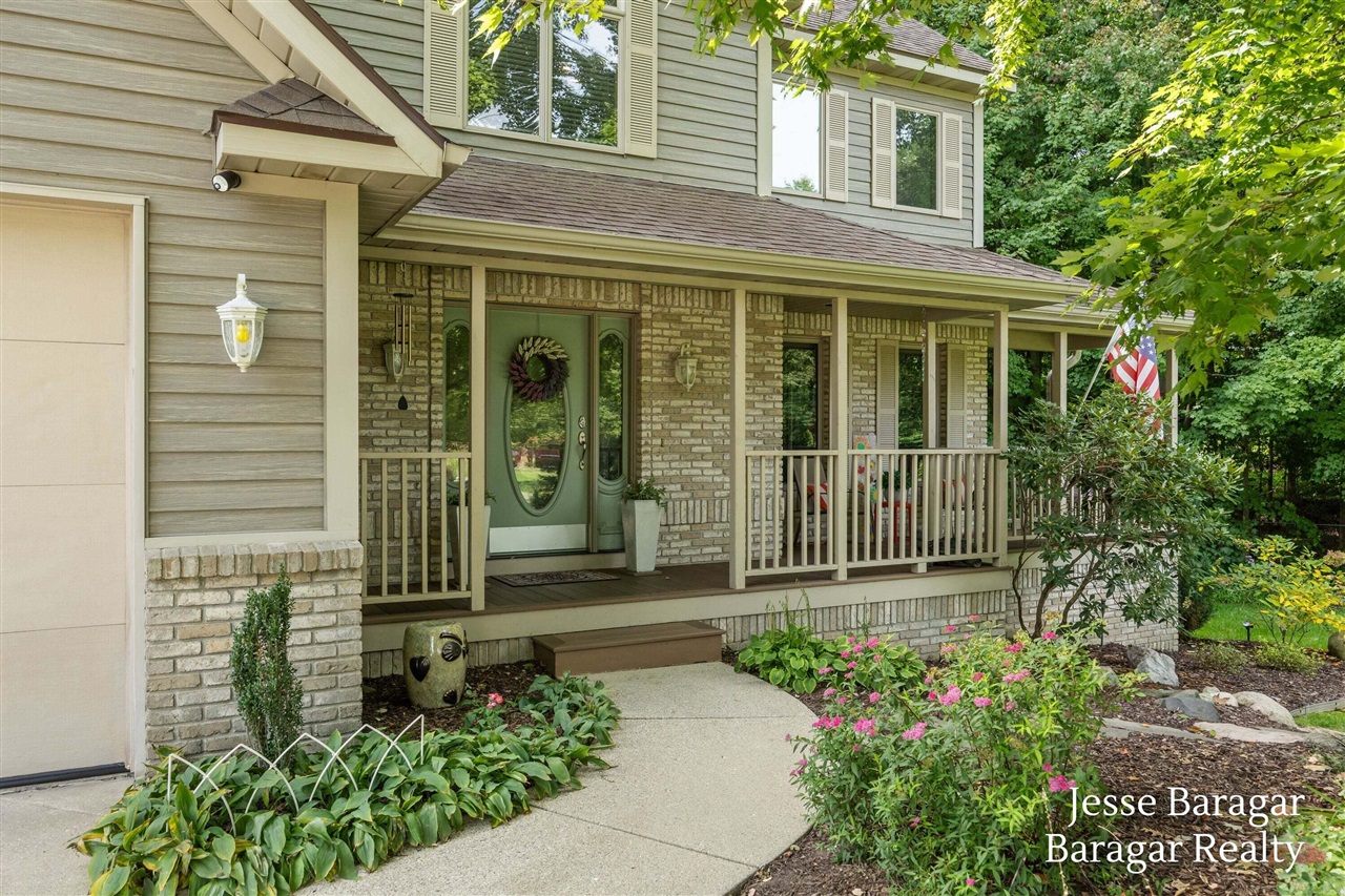 Photo 3 of Sale Pending at 2808 Byron Sta Dr, Byron Center, MI 49315 | MLS# 70562059 | Listing updated on 2026-10-17