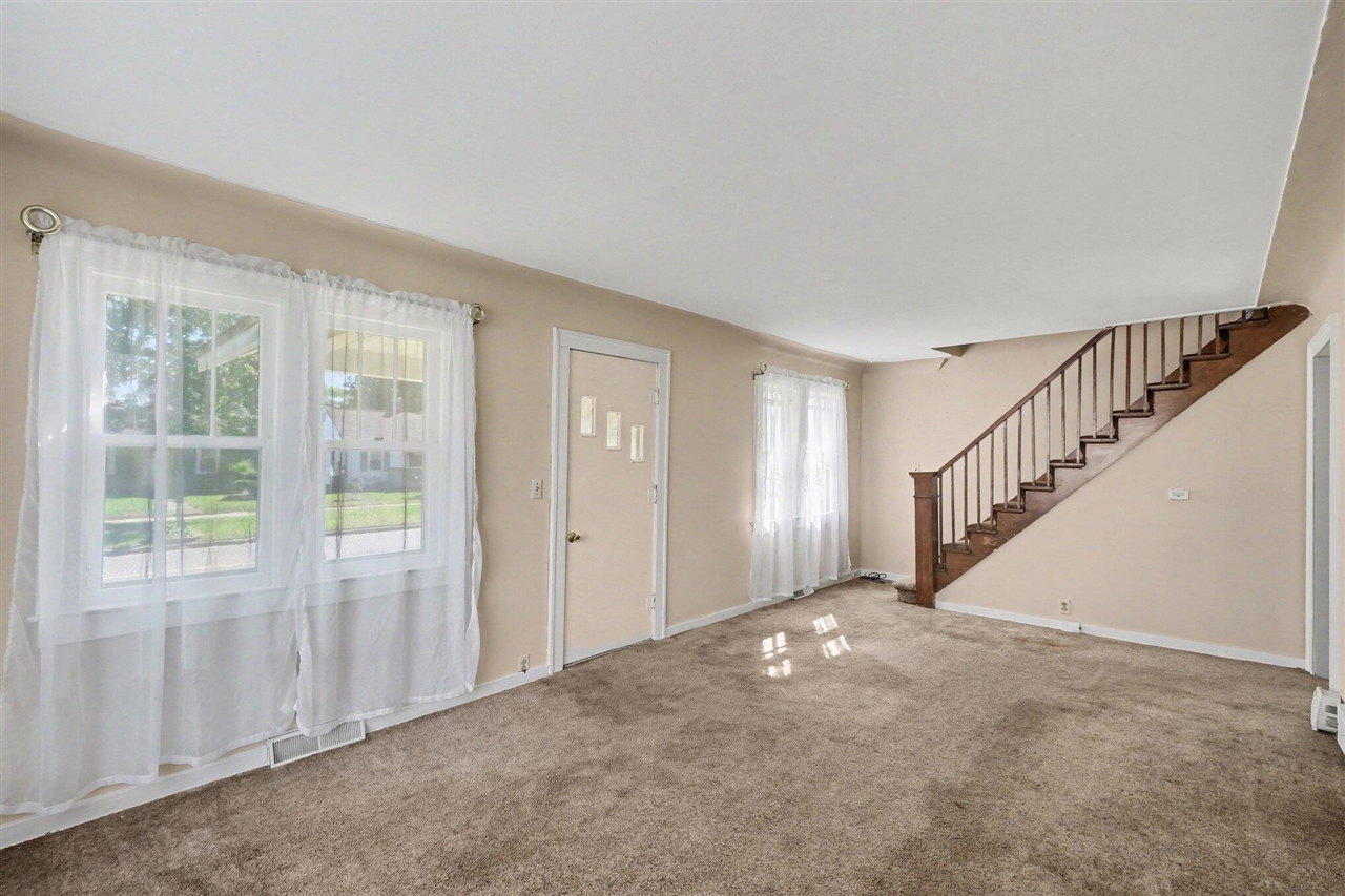 Photo 3 of Single family home for sale at 4039 Buchanan Ave, Grand Rapids, MI 49548 | MLS# 70562179 | Listing updated on 2026-10-07