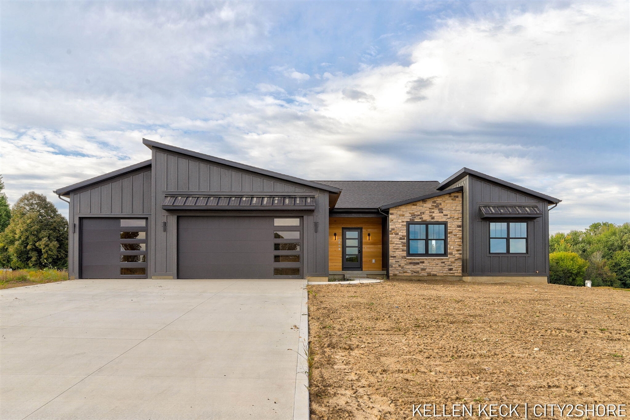 Photo 2 of Single family home for sale at 8681 Bosque Dr, Caledonia, MI 49316 | MLS# 70562184 | Listing updated on 2026-10-02