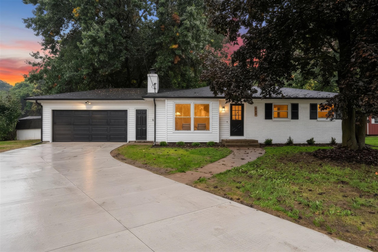 Photo 2 of Single family home for sale at 964 Needham Ct, Grand Rapids, MI 49544 | MLS# 70562291 | Listing updated on 2026-10-05