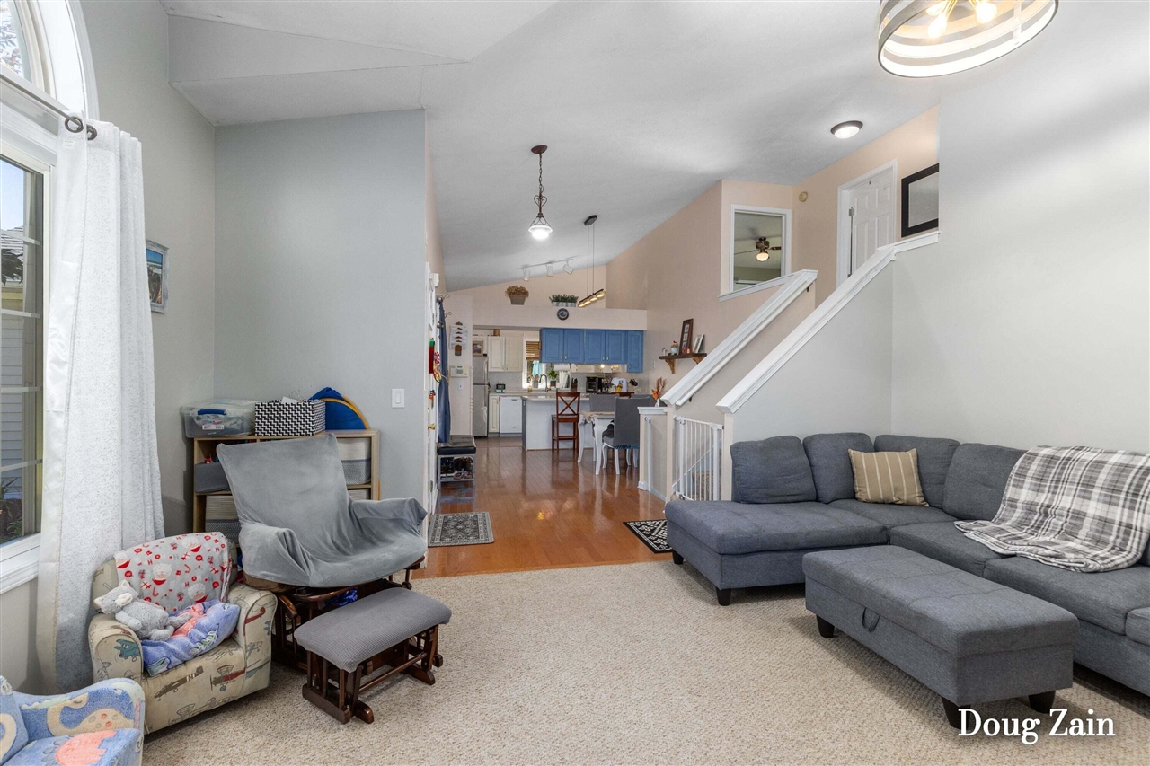 Photo 3 of Single family home for sale at 1860 Sandrel Dr, Grand Rapids, MI 49505 | MLS# 70562299 | Listing updated on 2026-10-03
