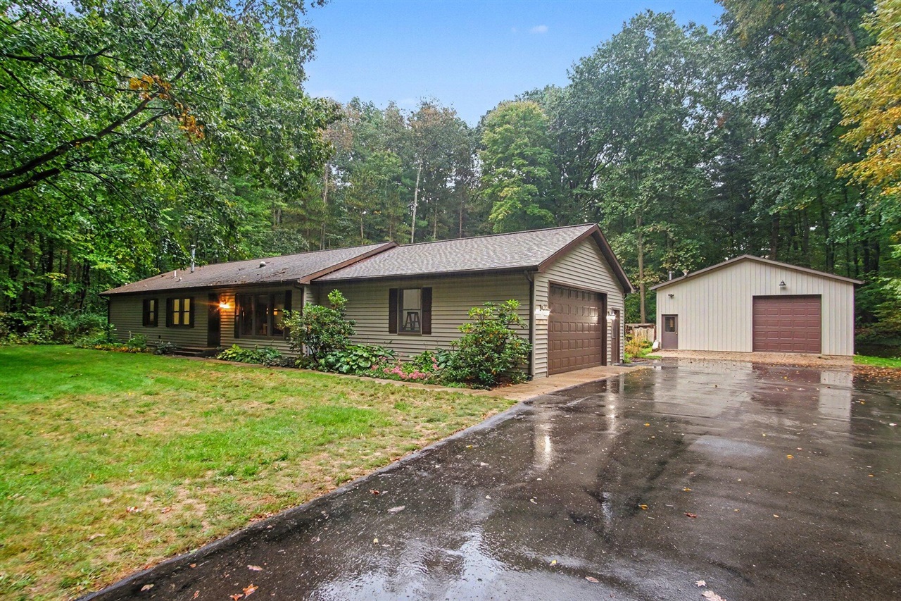 Photo 1 of Sale Pending at 2202 11 Mile Rd, Rockford, MI 49341 | MLS# 70562301 | Listing updated on 2026-10-07