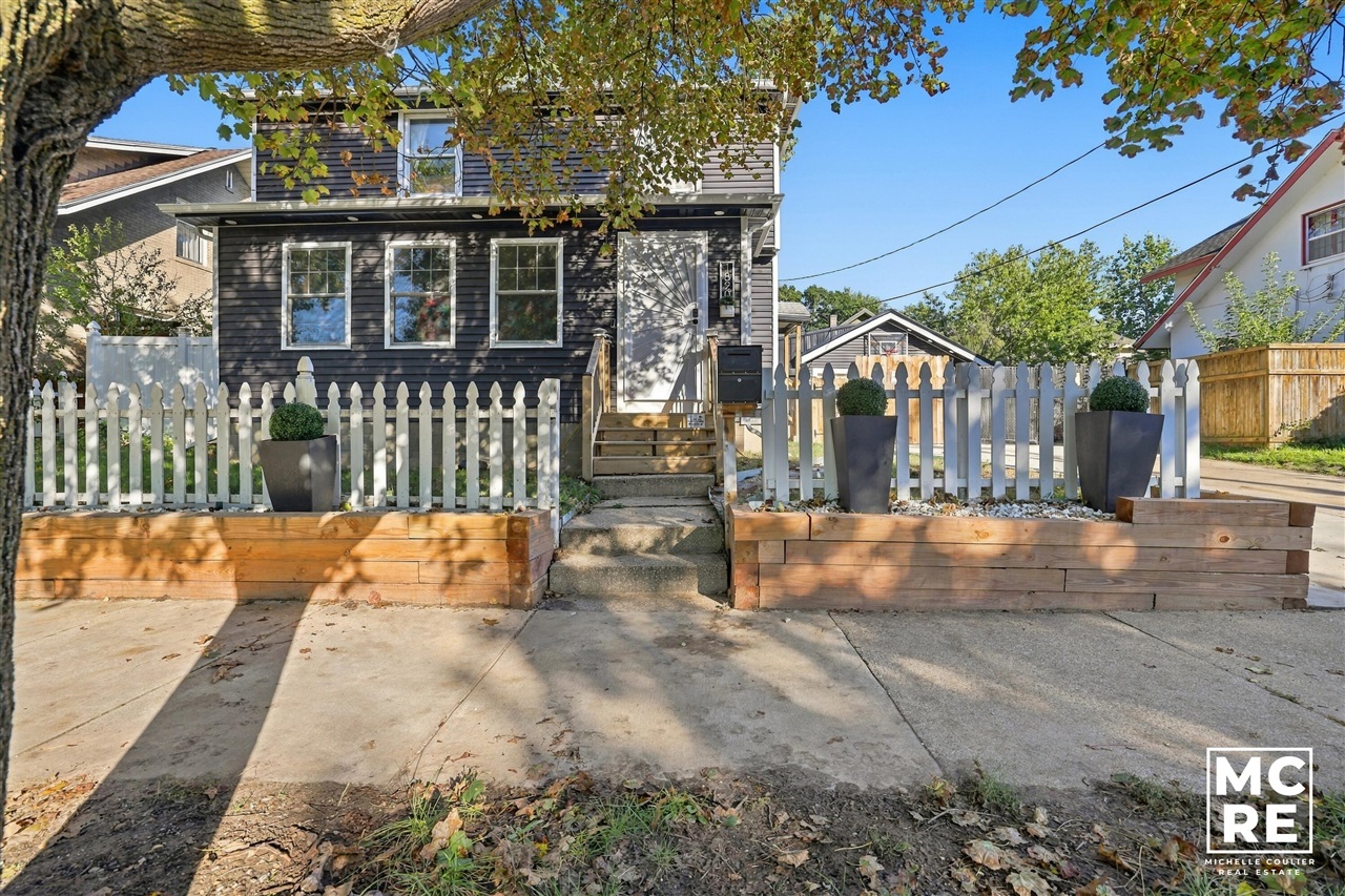 Single family home for sale at 1820 Coit Ave, Grand Rapids, MI 49505 | MLS# 70562403