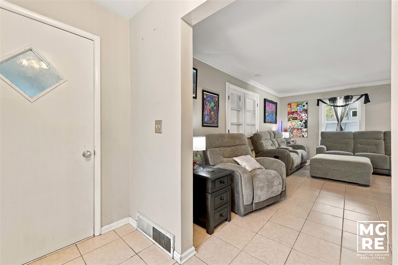 Photo 4 of Single family home for sale at 1820 Coit Ave, Grand Rapids, MI 49505 | MLS# 70562403 | Listing updated on 2026-10-05