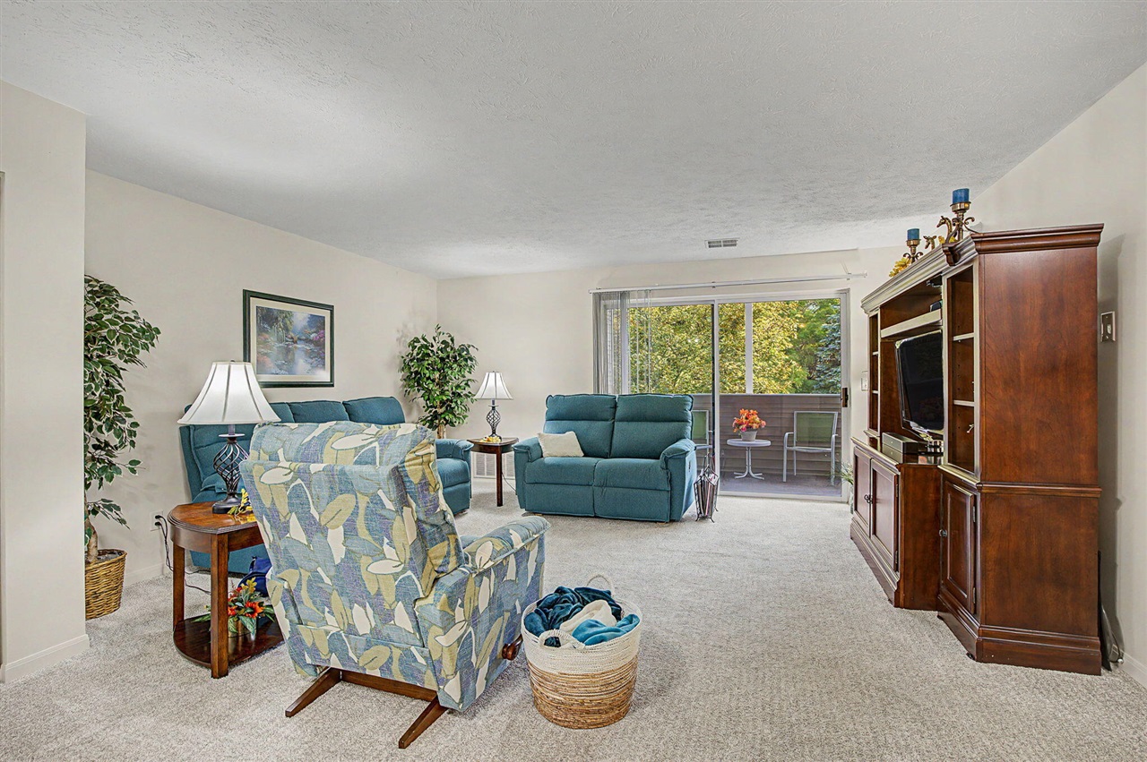 Photo 4 of Condo for sale at 8364 N Jasonville Ct, Caledonia, MI 49316 | MLS# 70562446 | Listing updated on 2026-10-05