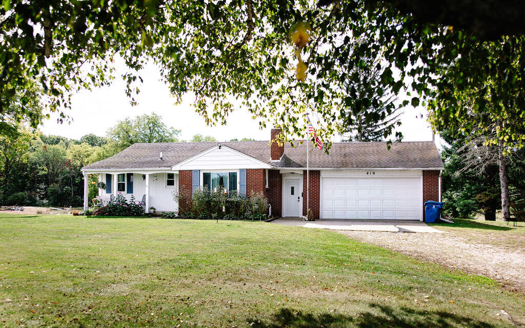 Photo 3 of Single family home for sale at 410 20 Mile Rd, Cedar Springs, MI 49319 | MLS# 70562683 | Listing updated on 2026-10-07