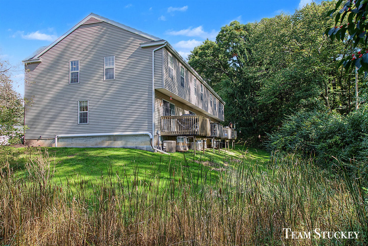 Photo 3 of Condo for sale at 6680 Northland Dr #1, Rockford, MI 49341 | MLS# 70562829 | Listing updated on 2026-10-06