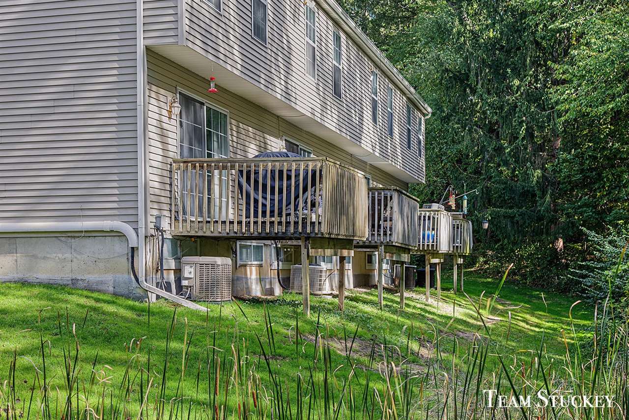 Listing Photo 4 - Condo for sale in building located at 6680 Northland Dr, Rockford, MI 49341 - Unit #1
