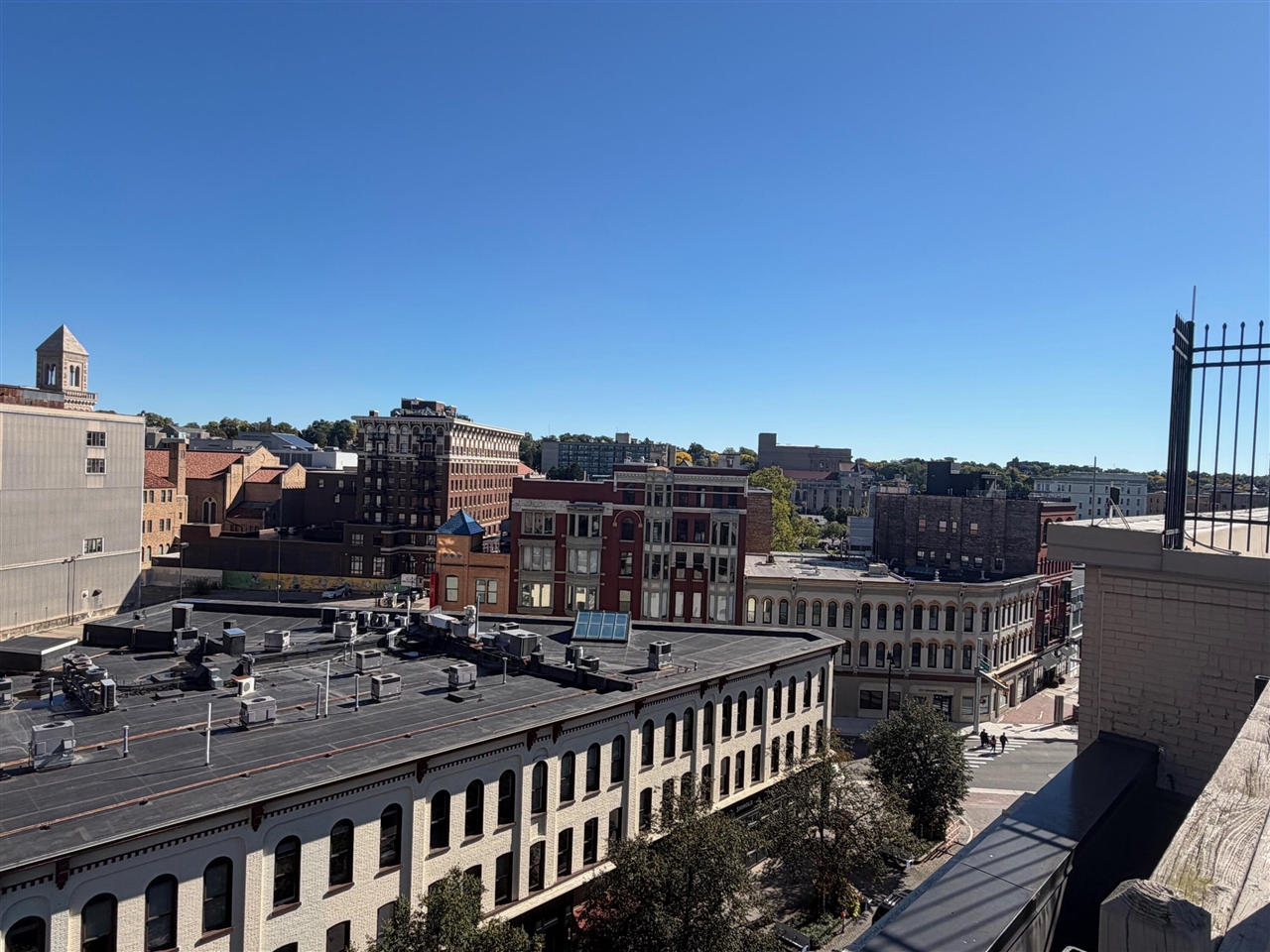 Photo 3 of Condo for sale at 49 Monroe Ctr St #8, Grand Rapids, MI 49503 | MLS# 70562870 | Listing updated on 2026-10-08