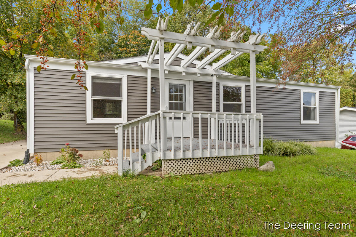 Single family home for sale at 1865 Ball Ave, Grand Rapids, MI 49505 | MLS# 70563184