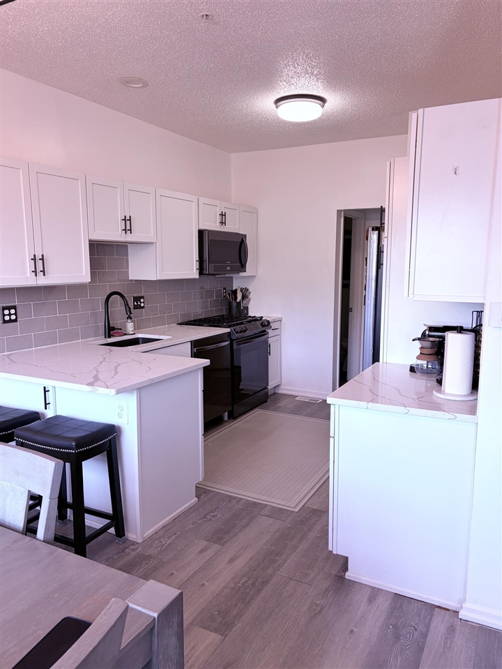 Photo 2 of Condo for sale at 49647 Draper Cir, Plymouth, MI 48170 | MLS# 70563193 | Listing updated on 2026-10-16