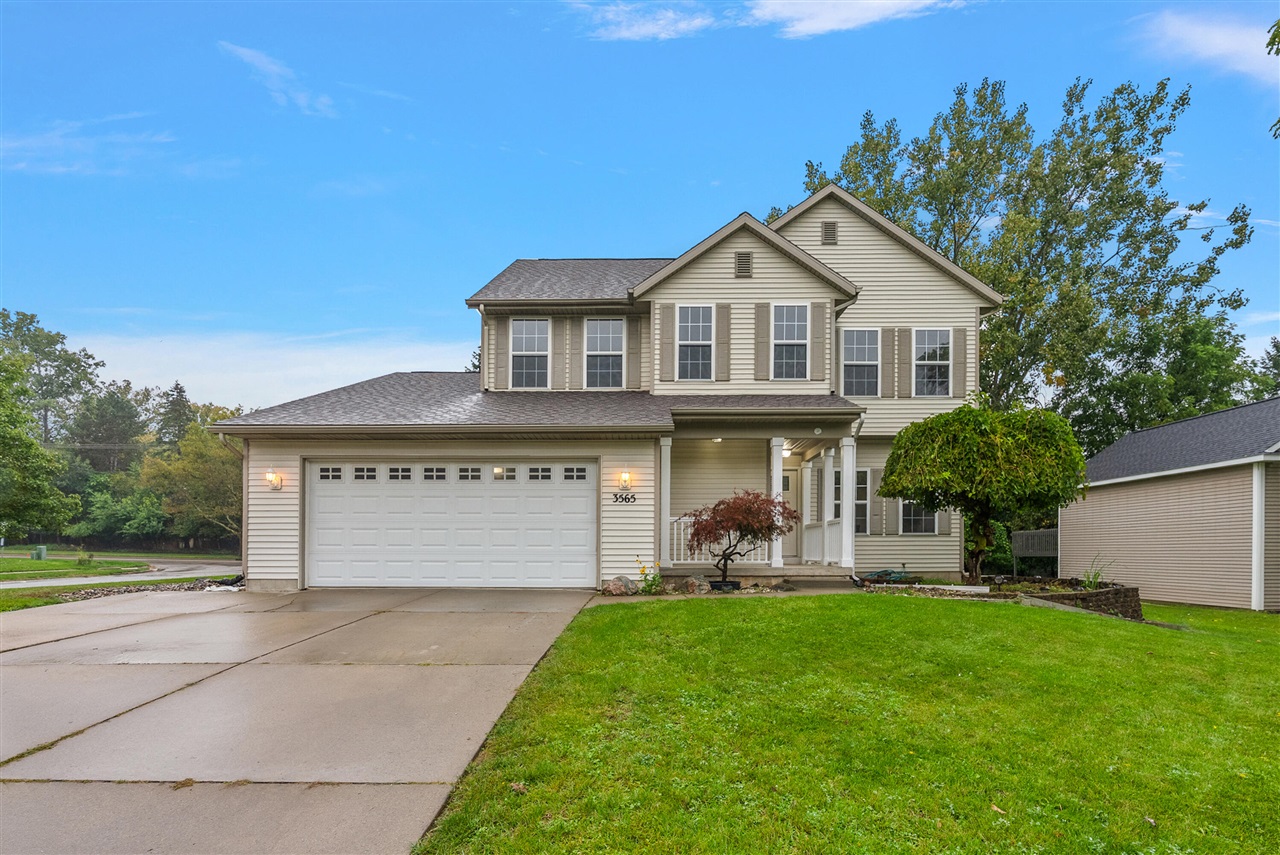 Photo 2 of Single family home for sale at 3565 Breton Valley Dr, Grand Rapids, MI 49512 | MLS# 70563359 | Listing updated on 2026-10-08