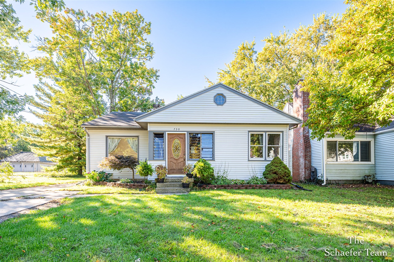 Photo 1 of Single family home for sale at 730 4 Mile Rd, Grand Rapids, MI 49525 | MLS# 70563488 | Listing updated on 2026-10-09