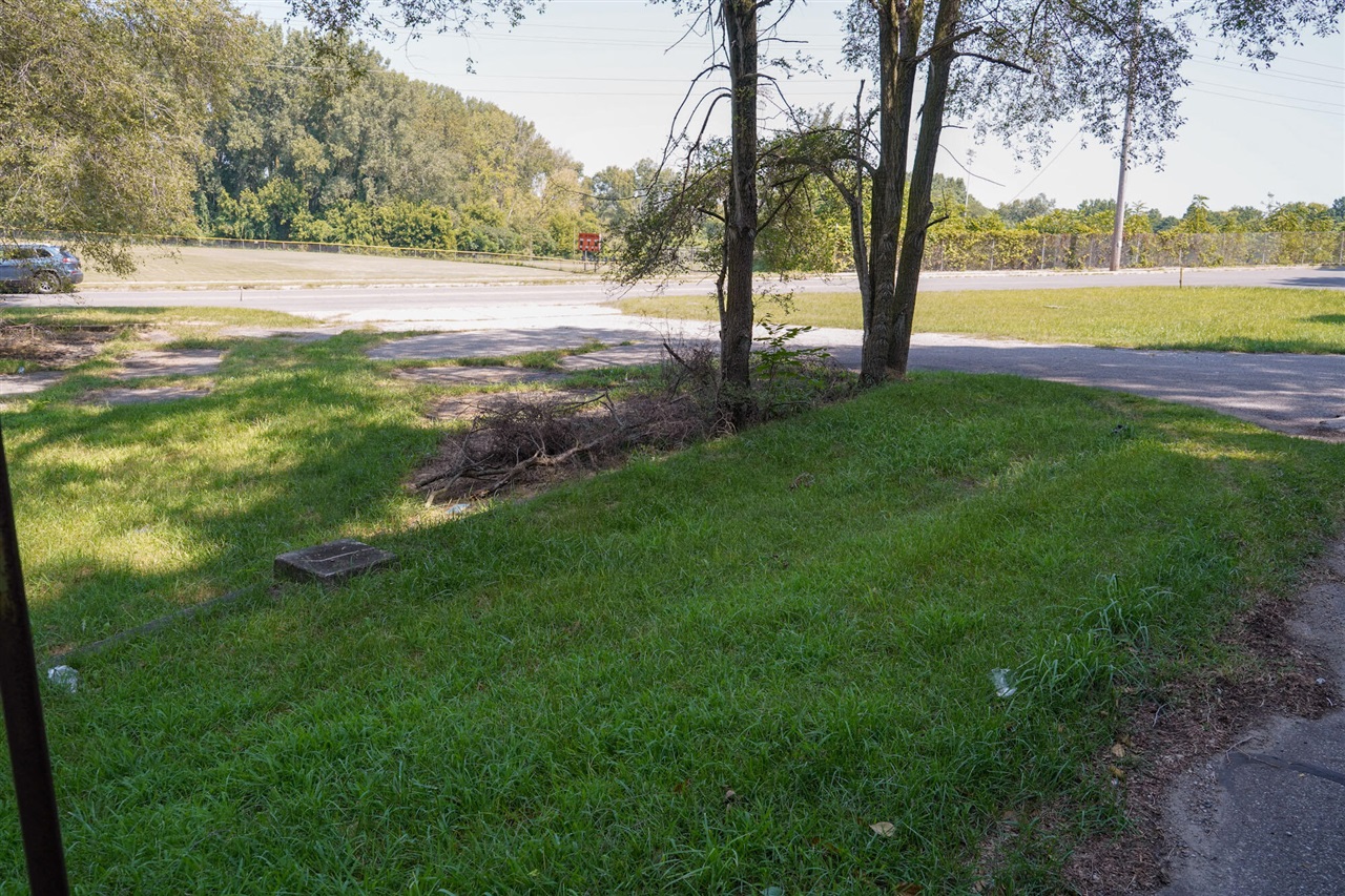 Photo 3 of Land for sale at 300 W Empire Ave, Benton Harbor, MI 49022 | MLS# 70564248 | Listing updated on 2026-10-14
