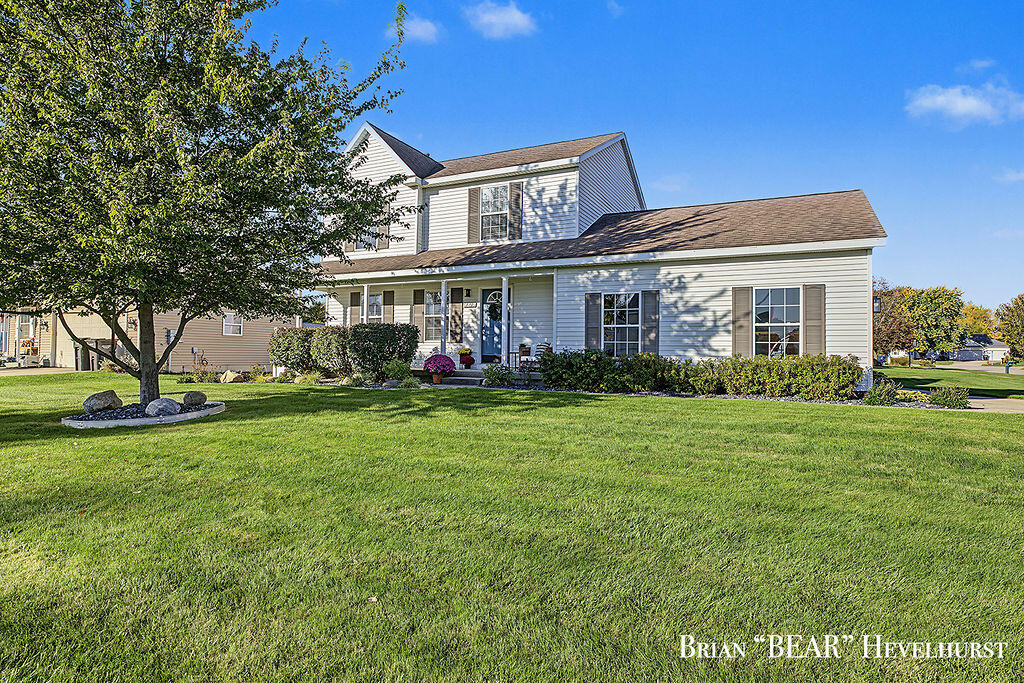 Photo 2 of Single family home for sale at 7829 Chelmsford Dr, Byron Center, MI 49315 | MLS# 70564471 | Listing updated on 2026-10-16
