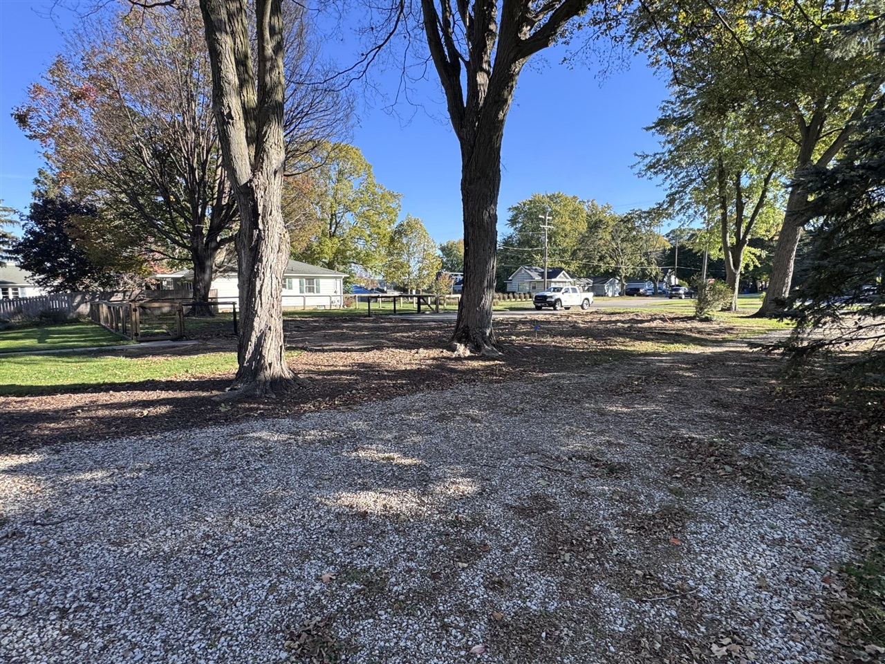 Photo 3 of Single family home for sale at 610 S 160th Avenue, Holland, MI 49423 | MLS# 70565286 | Listing updated on 2026-10-21
