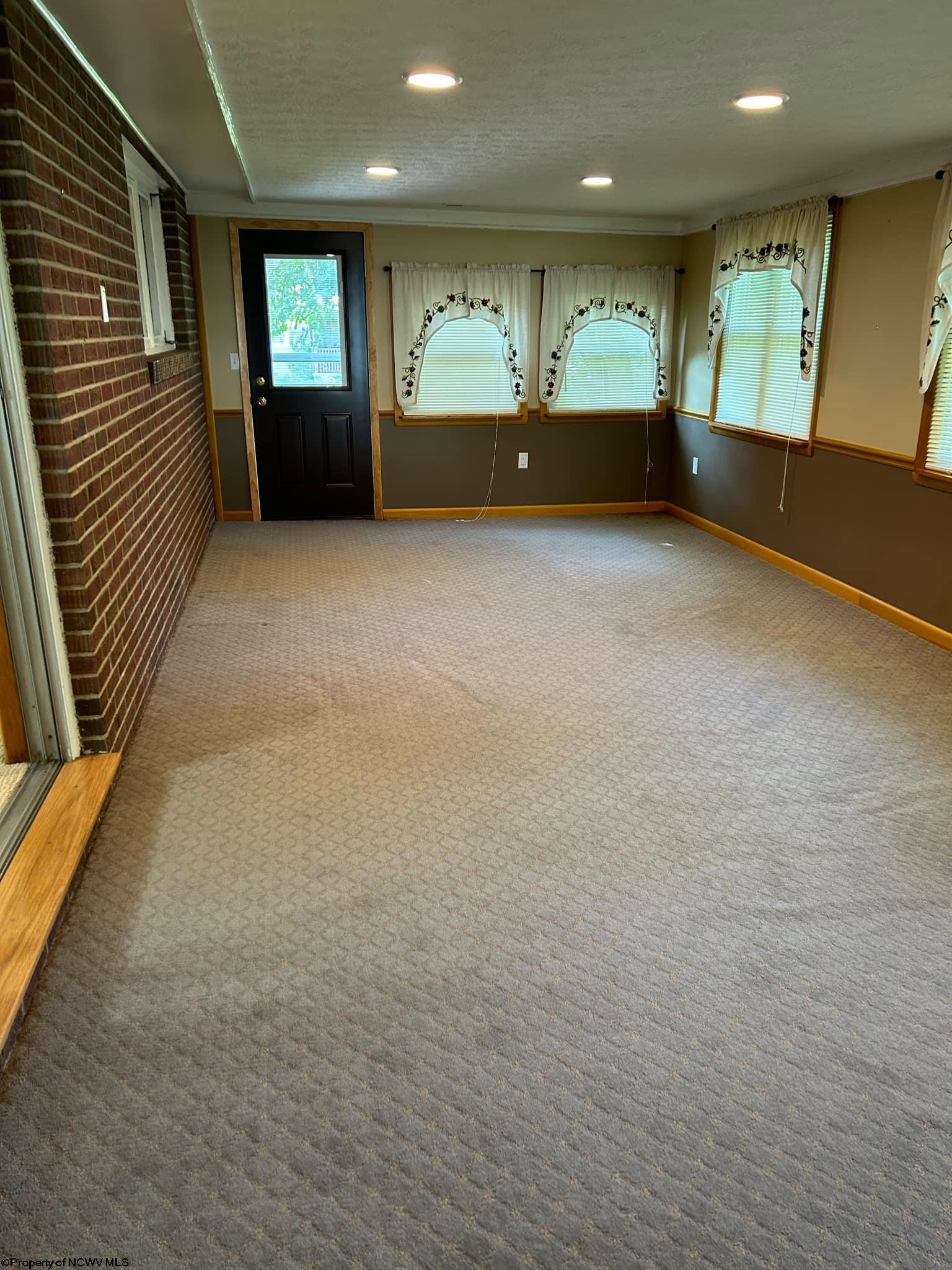 Gallery Image 25