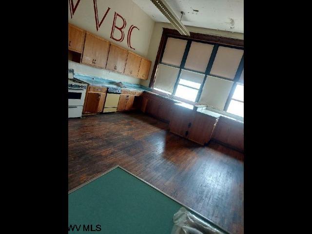 Gallery Image 16