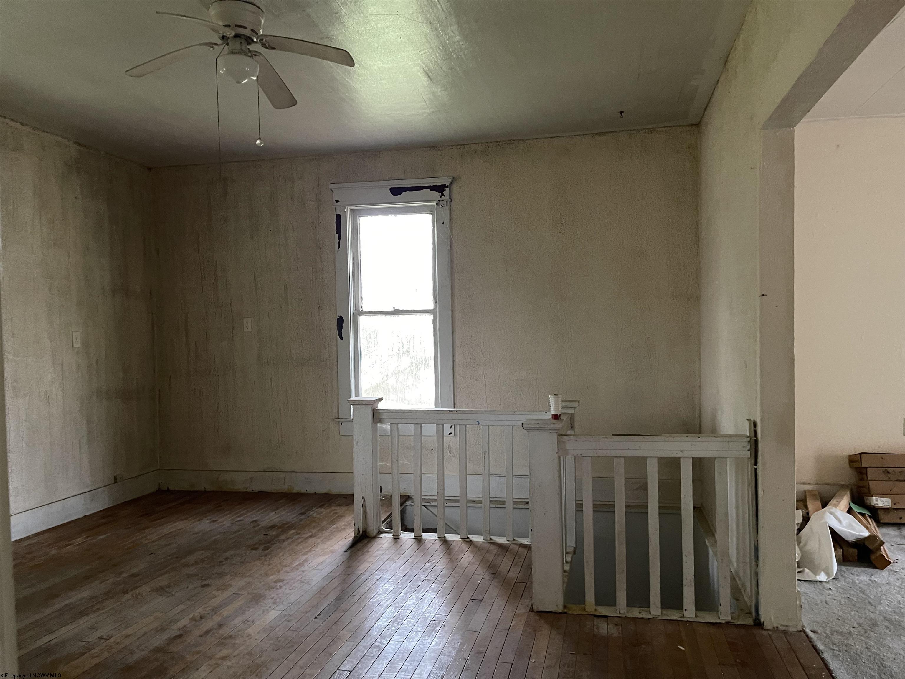 Gallery Image 18
