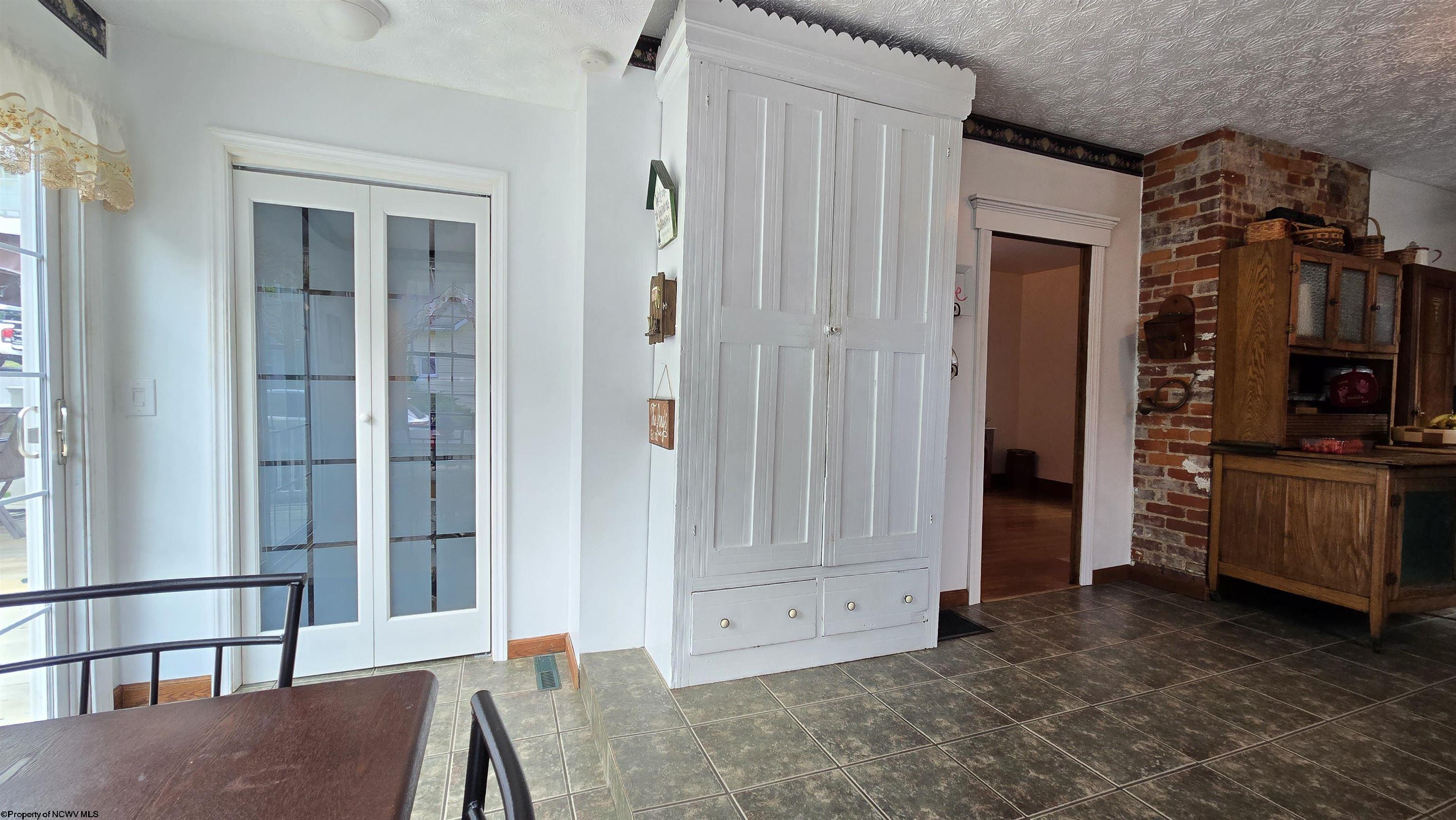 Gallery Image 17
