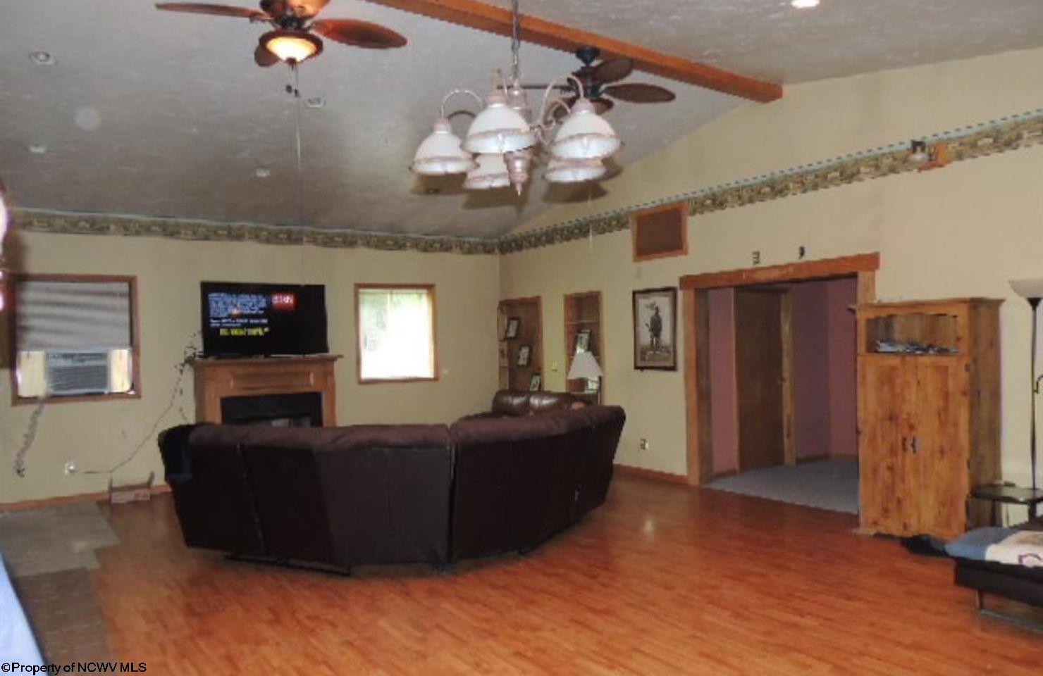 Gallery Image 34
