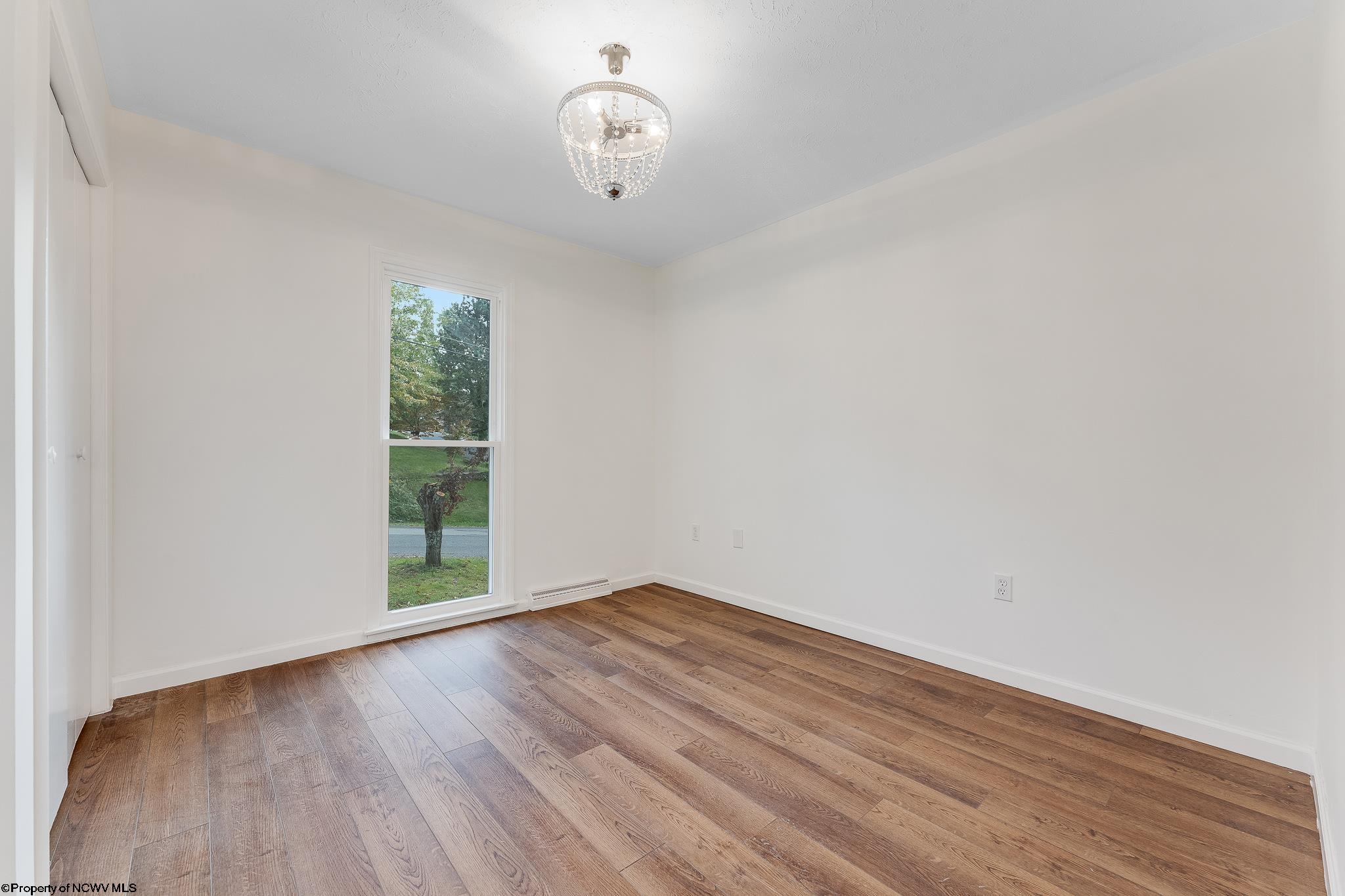 Gallery Image 19
