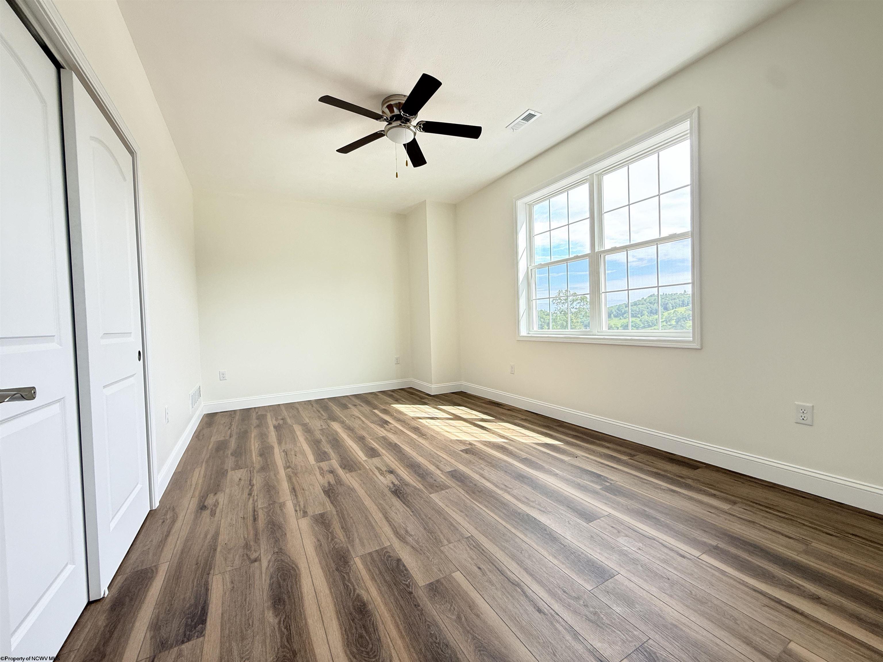 Gallery Image 19