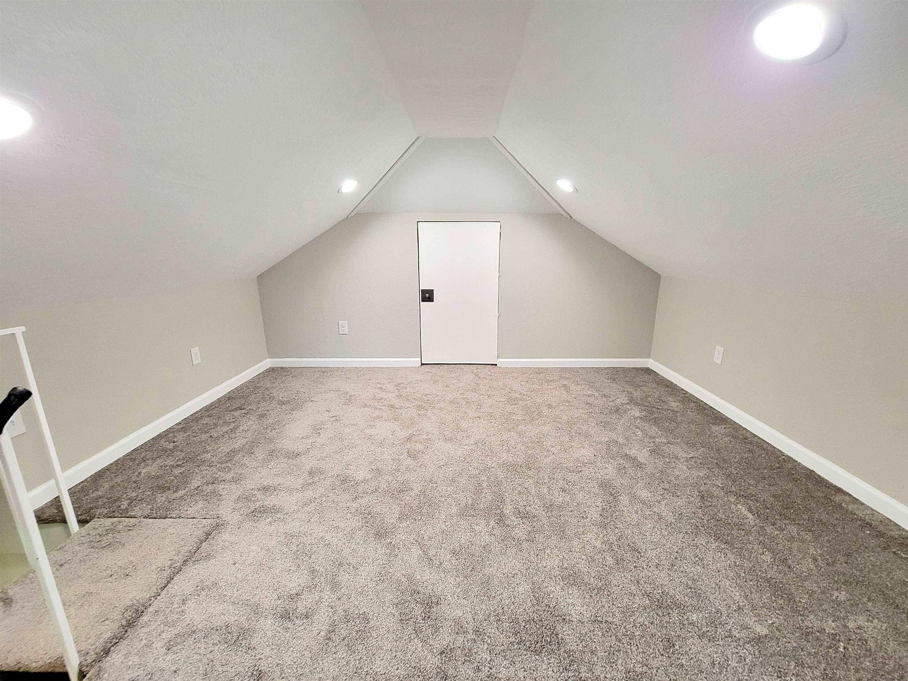 Gallery Image 16