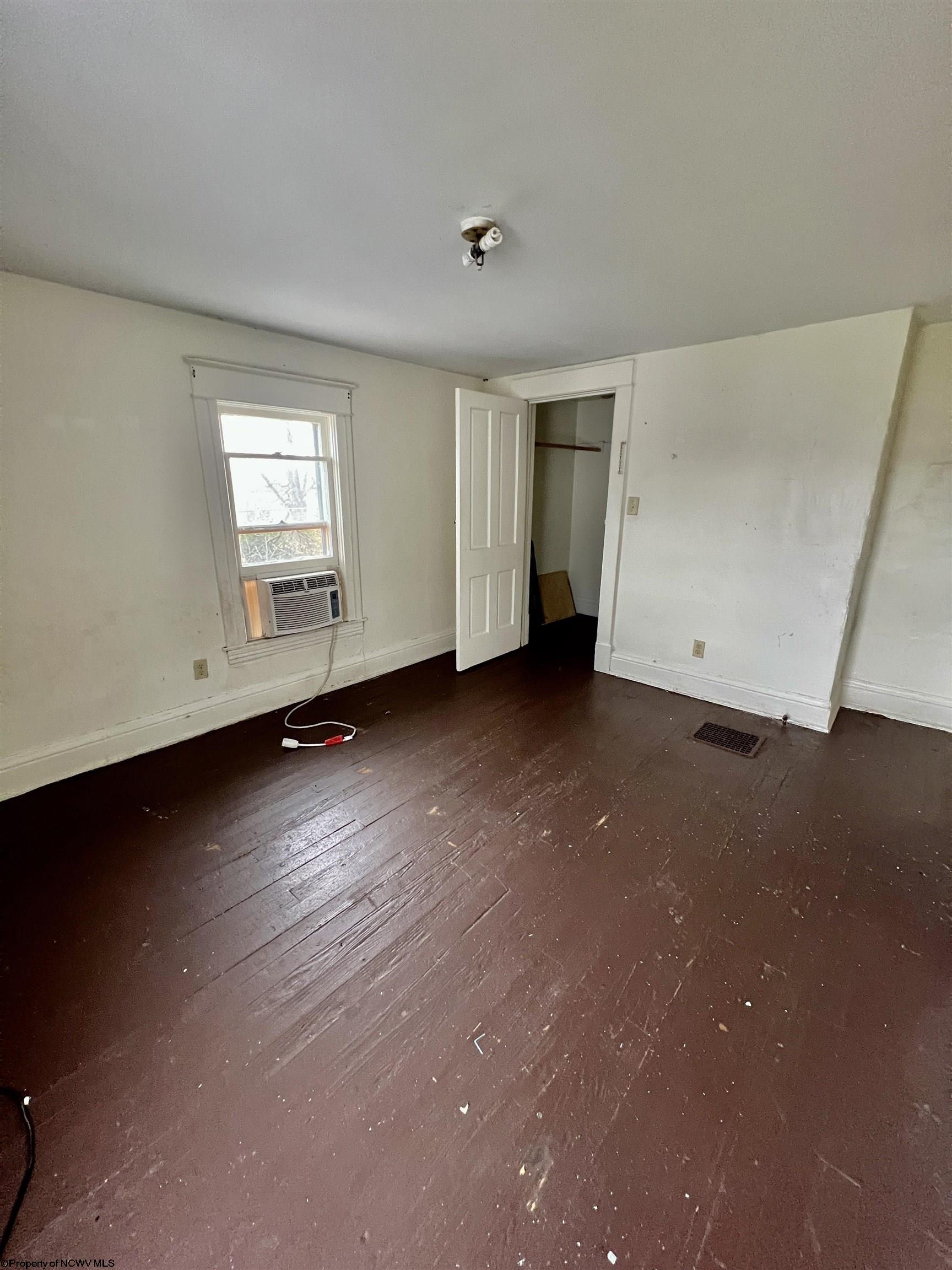 Gallery Image 18