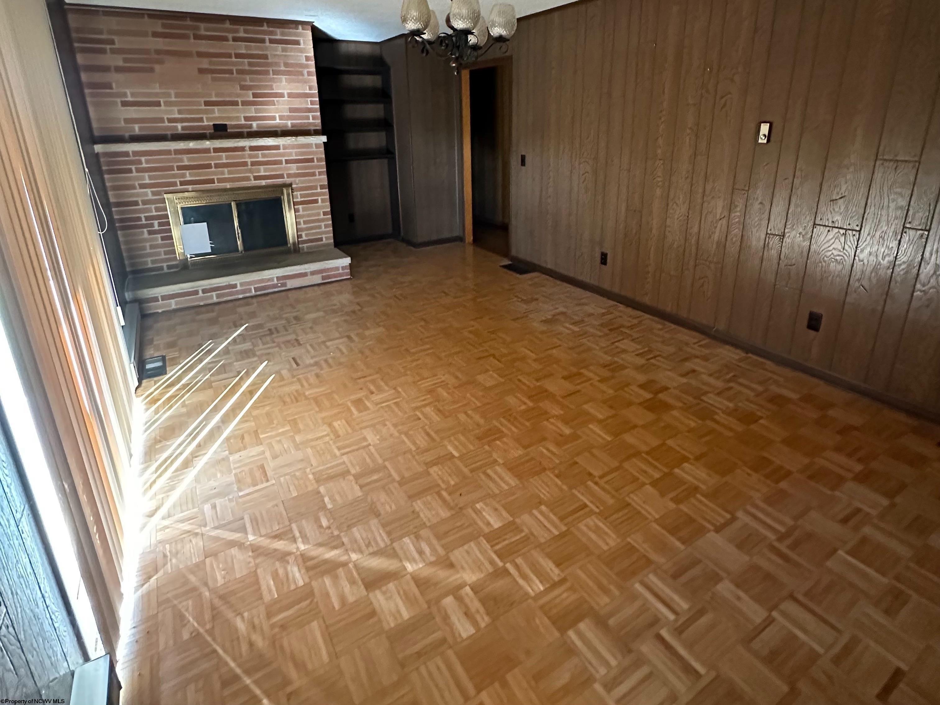 Gallery Image 14