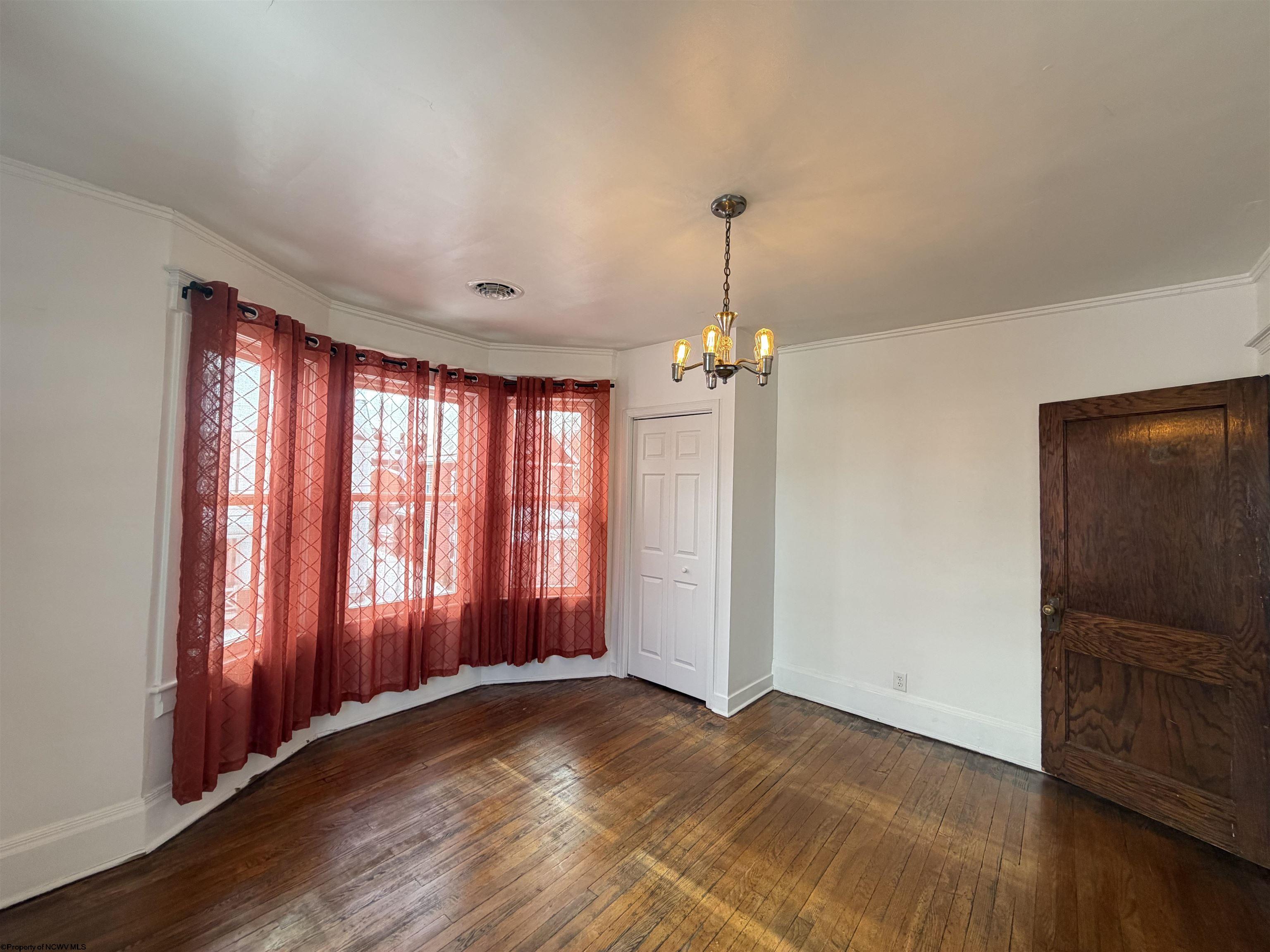 Gallery Image 19