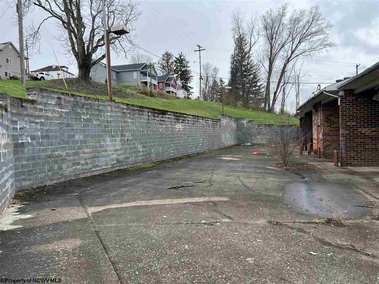 Gallery Image 14