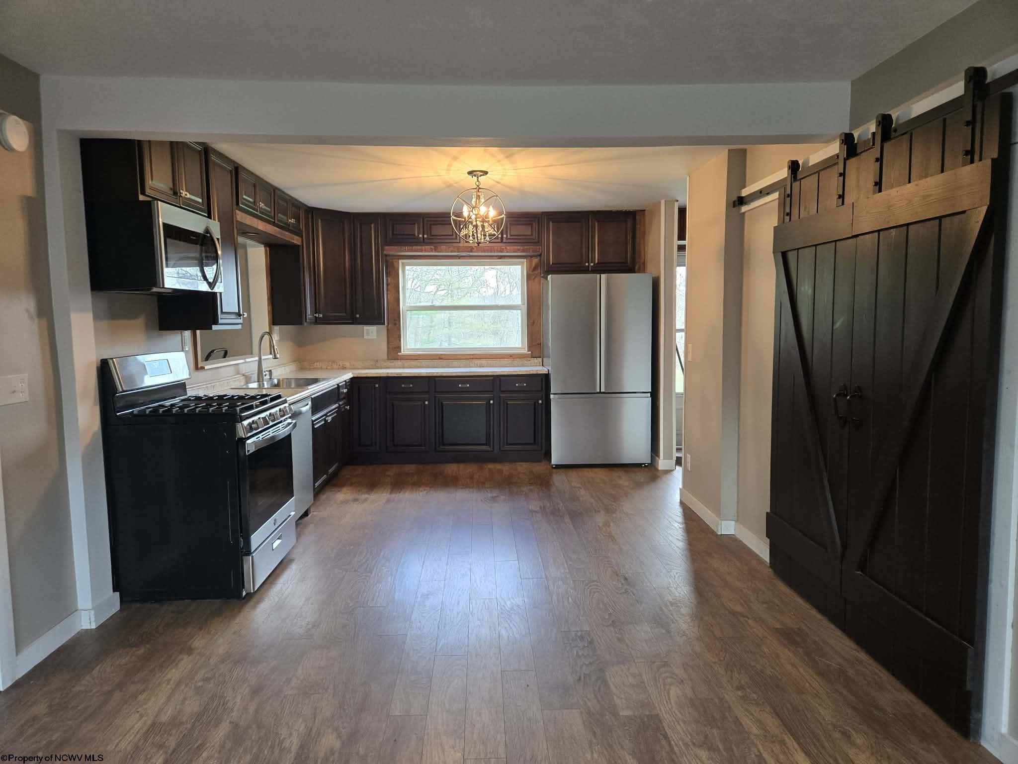 Gallery Image 14