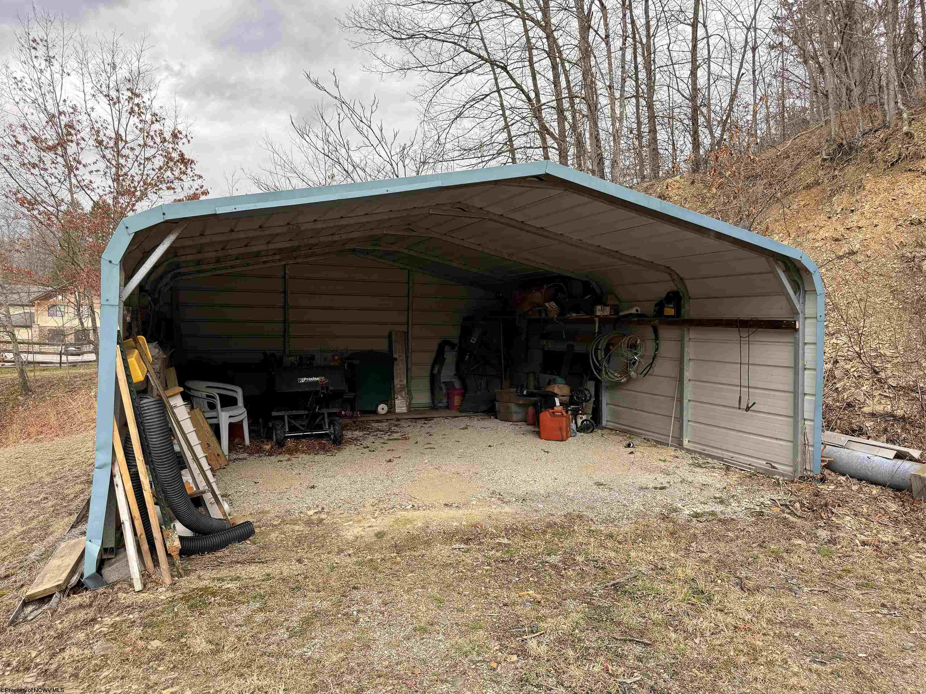 Gallery Image 13