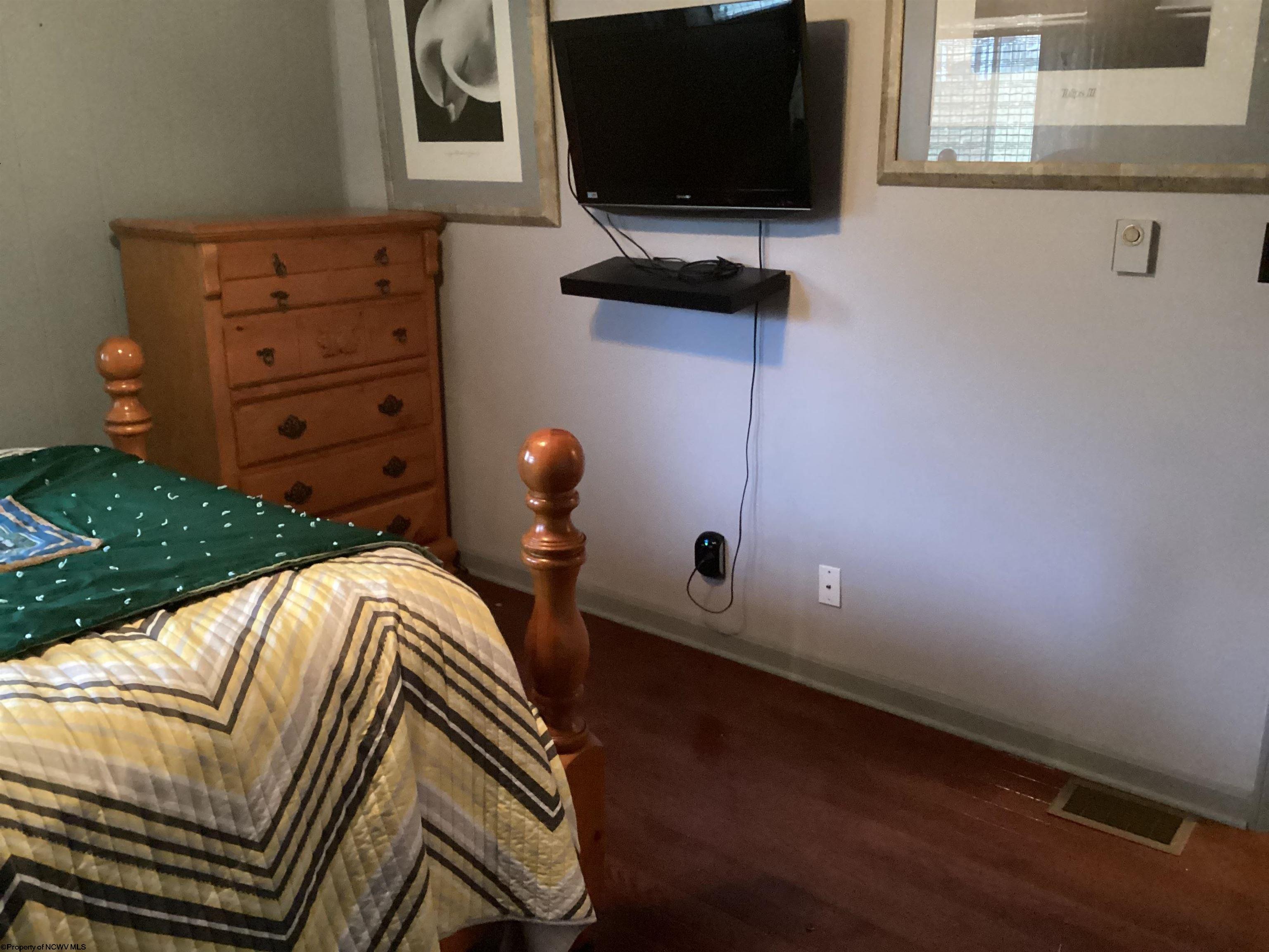 Gallery Image 15