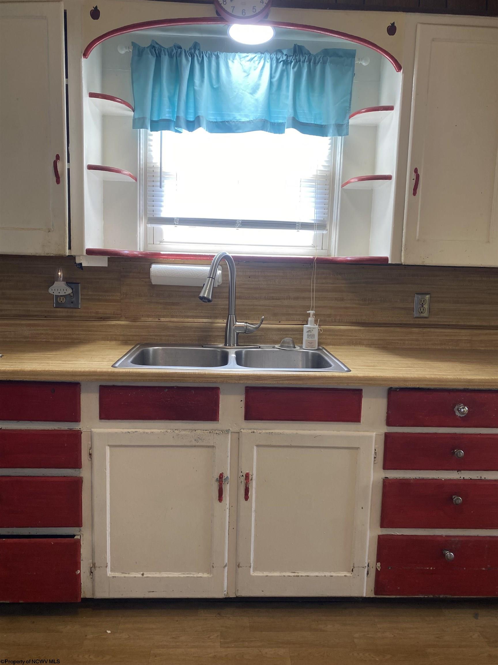 Gallery Image 14