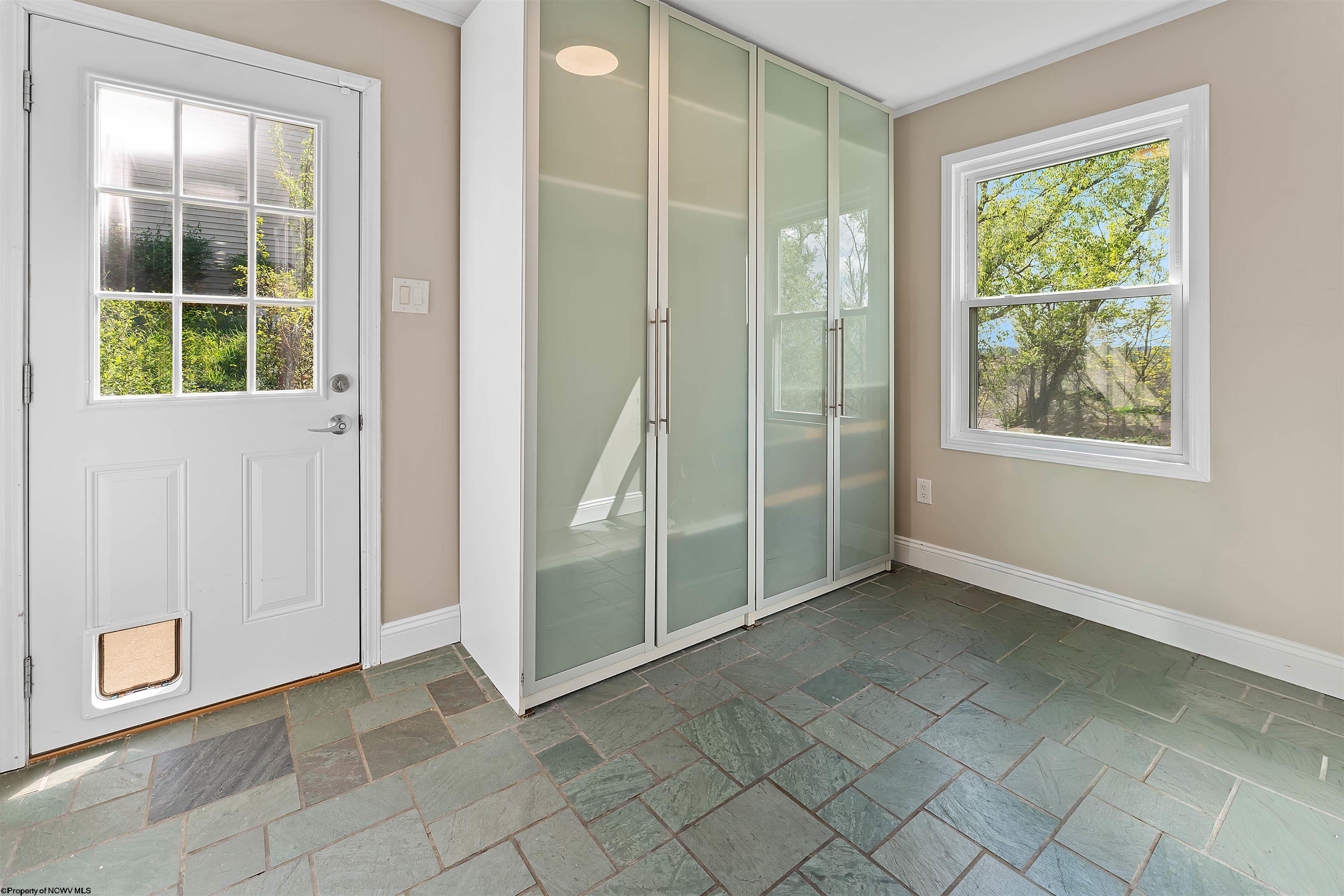 Gallery Image 18