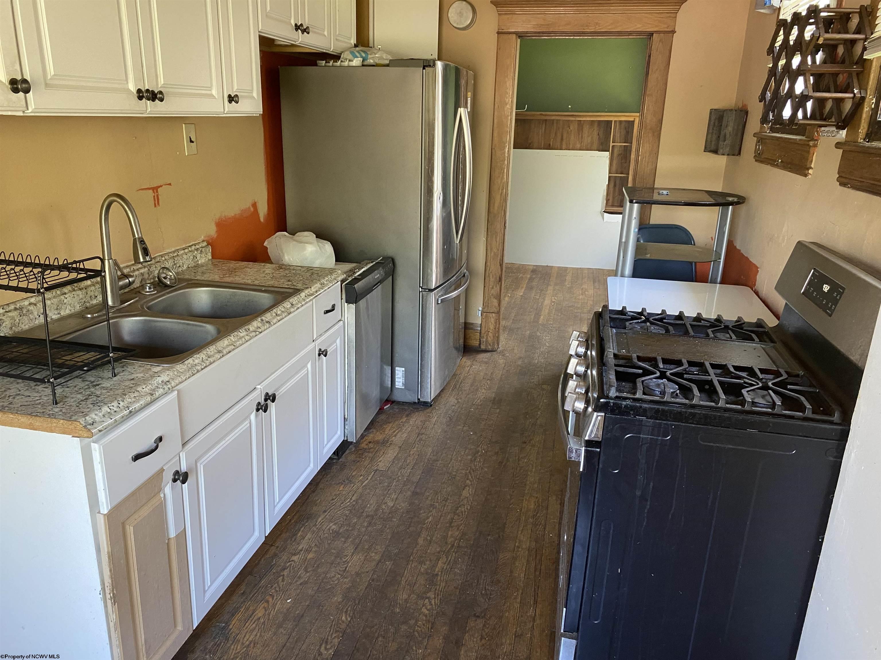 Gallery Image 17