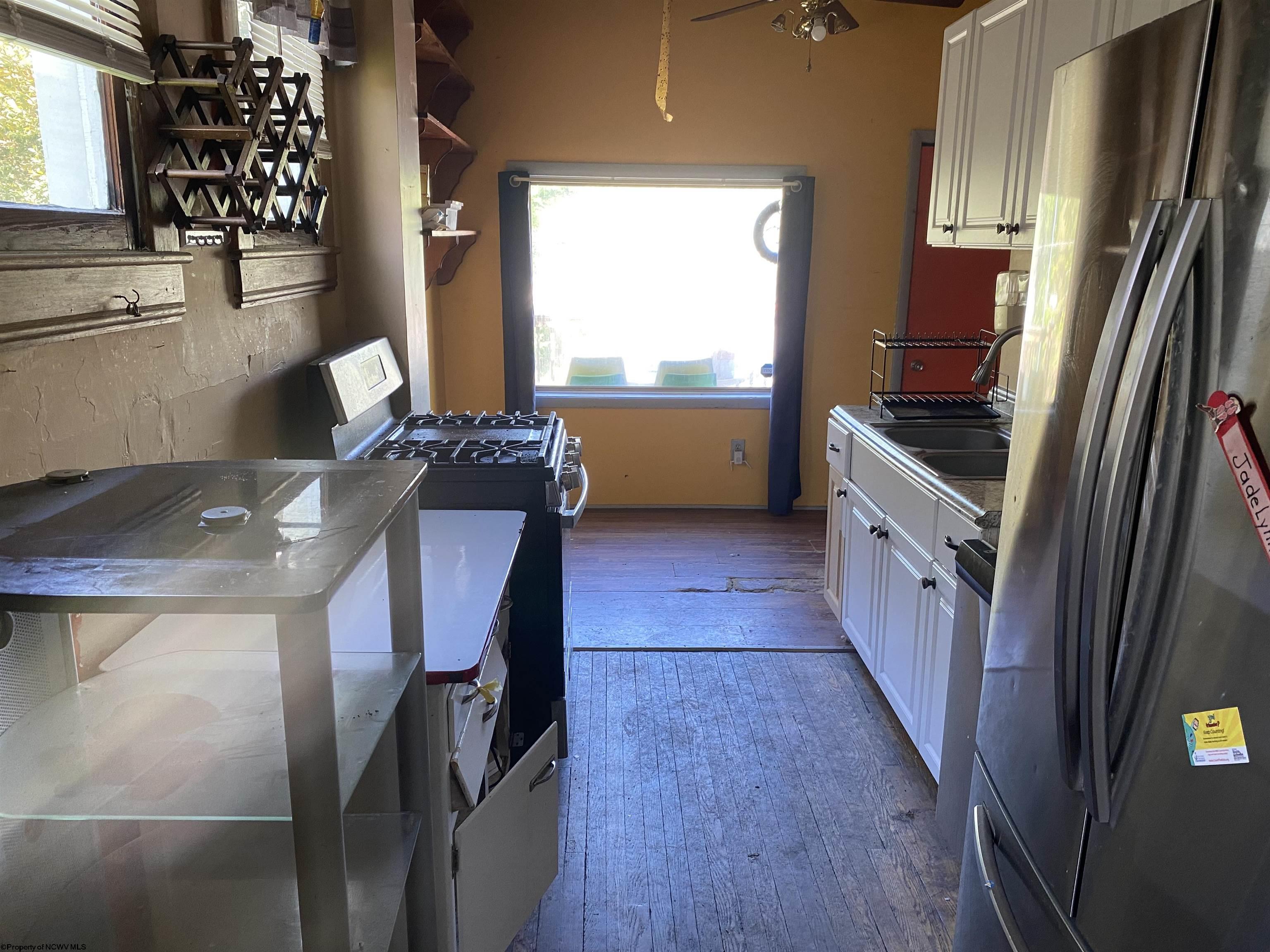 Gallery Image 18