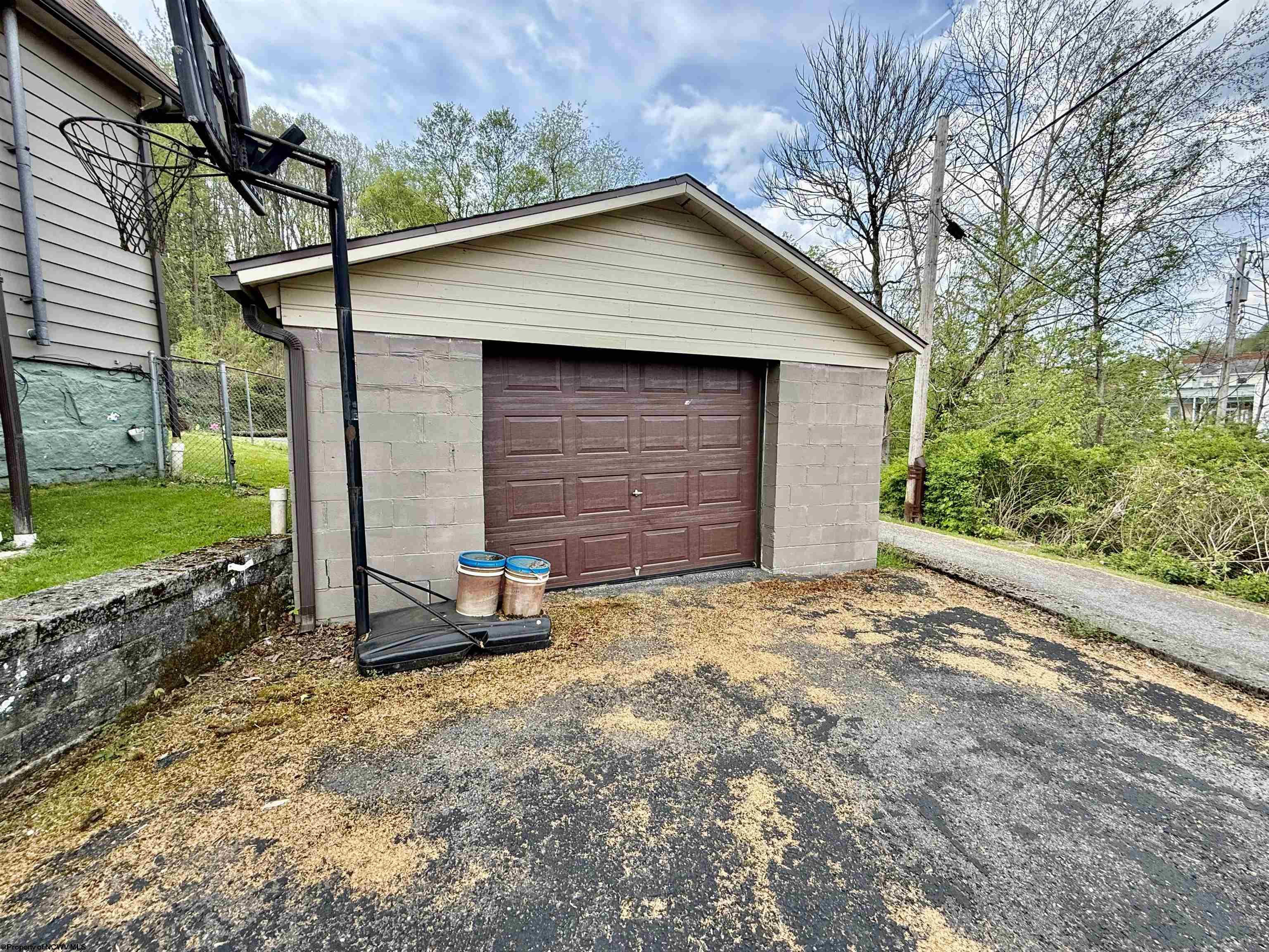 Gallery Image 25