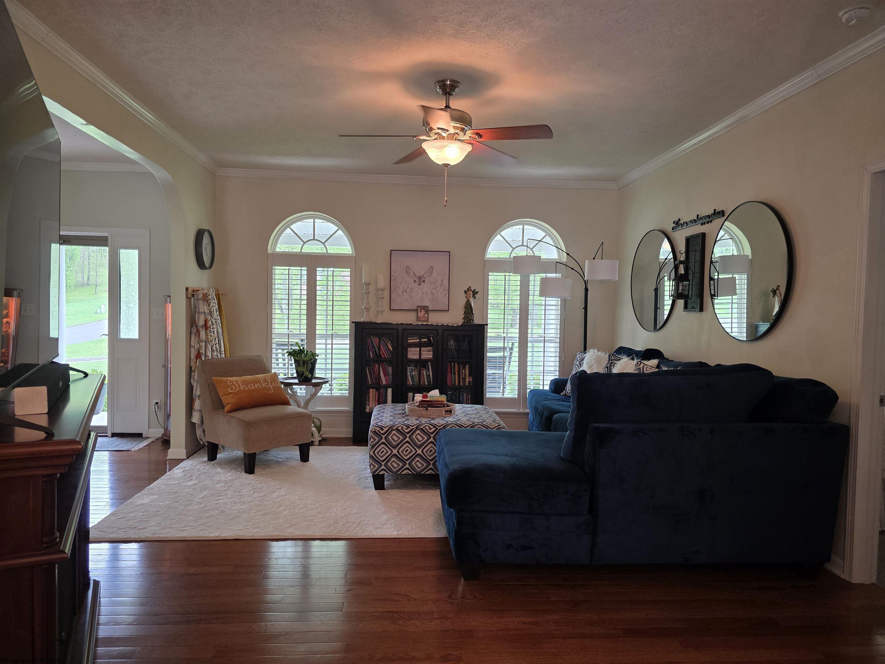 Gallery Image 13